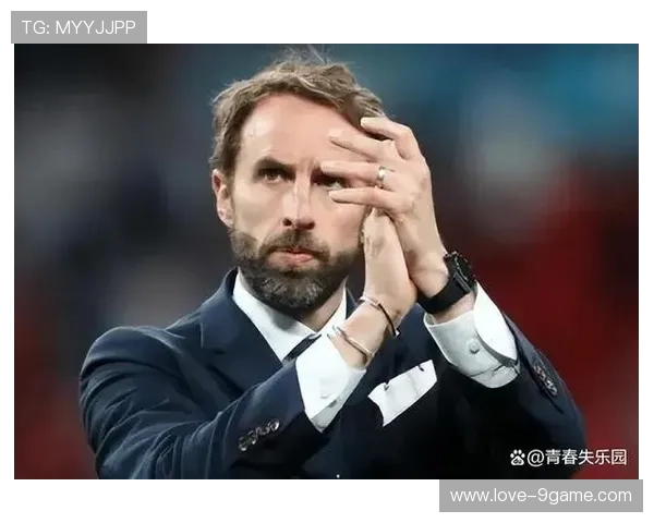 足球球星因暴力行为遭重罚 引发舆论风暴和职业道德讨论